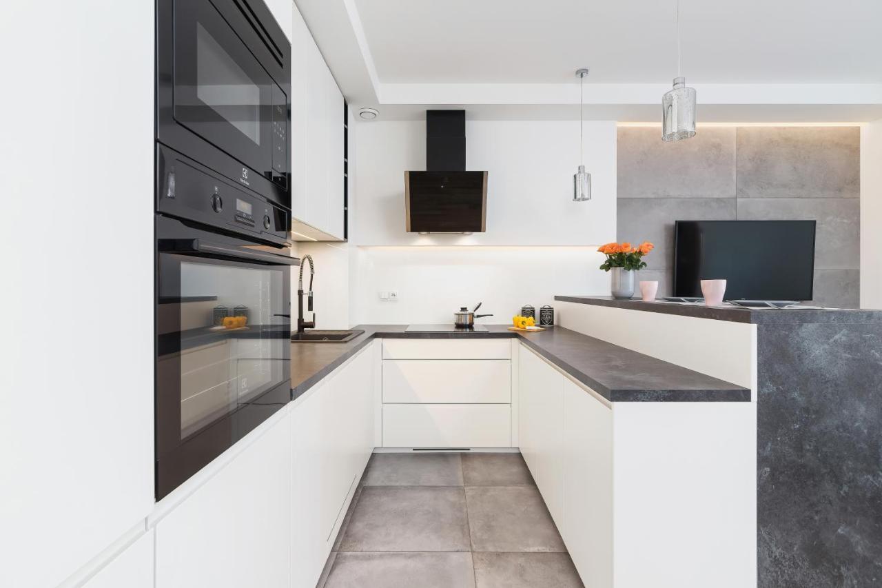 Apartments Harmonica Trynitarska By Noclegi Renters Krakow Luaran gambar