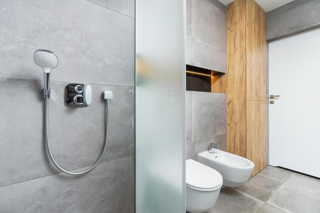 Apartments Harmonica Trynitarska By Noclegi Renters Krakow Luaran gambar